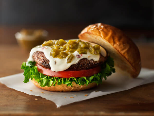 Land O’Lakes Foodservice | Green Chile Queso Jack Burger