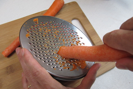 grating-carrots