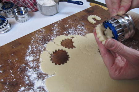 pressing-cookie-out-of-cutter