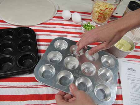 1-grease-tins1 1-grease-tins1