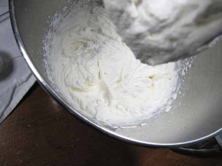 16r-whipped-stiff-peaks