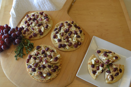 pizza, flatbread, grapes