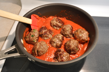 meatballs, marinara, pan