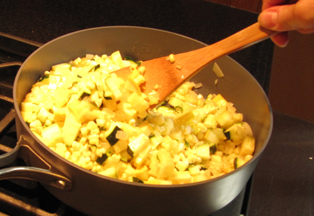 zucchini, squash, pan