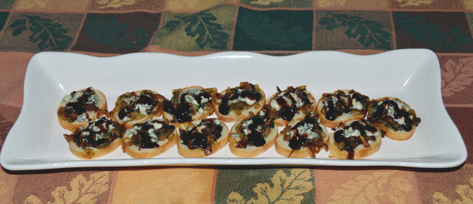 Crostini on Plate to Serve