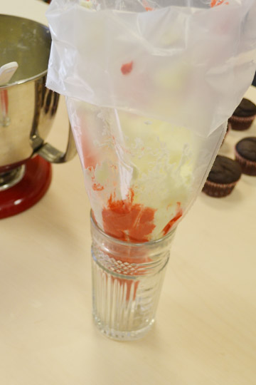 Piping Bag in Glass