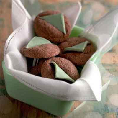 Derby Day Chocolate Mint Thins Image 