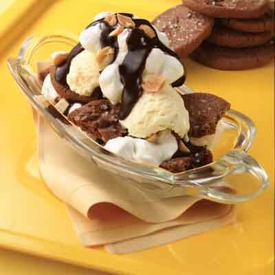 Rocky Road Ice Cream Parfaits Recipe | Land O'Lakes