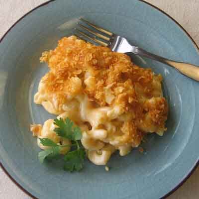 Easy Homemade Mac & Cheese Image 