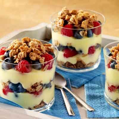 Yogurt Parfaits with Granola Image 