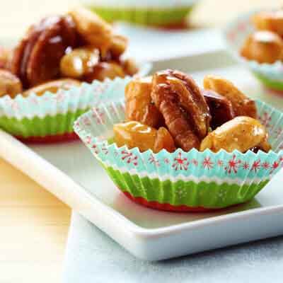 Chipotle Rosemary Nut Clusters Image 