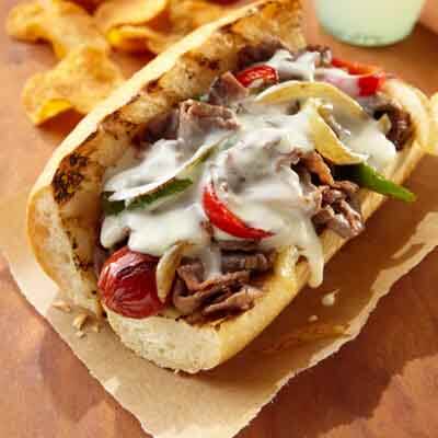 Philly Cheesesteak Hot Dog Image 