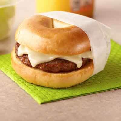 Sweet & Spicy Breakfast Bagelwiches Image 