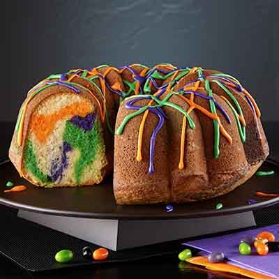 Halloween Swirl Cake Image
