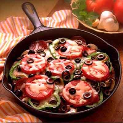 Skillet Pan Pizza Image 