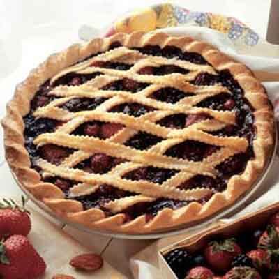 mixed berry almond pie