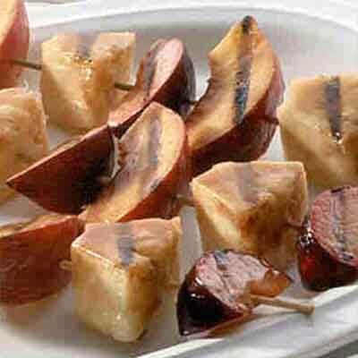 Cinnamon-Glazed Fruit Kabobs Image 