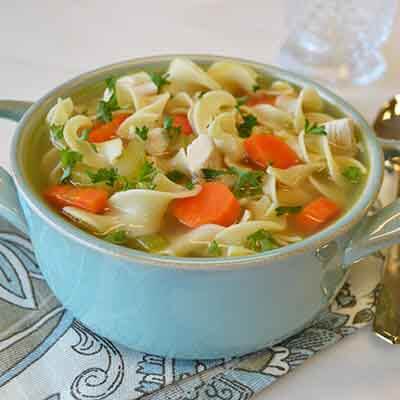 Easy Chicken Noodle Soup Image 
