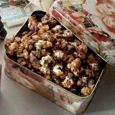 Chocolate Chip & Almond Caramel Corn Image 