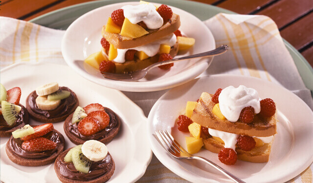 Raspberry Mango Grilled Shortcake Image 
