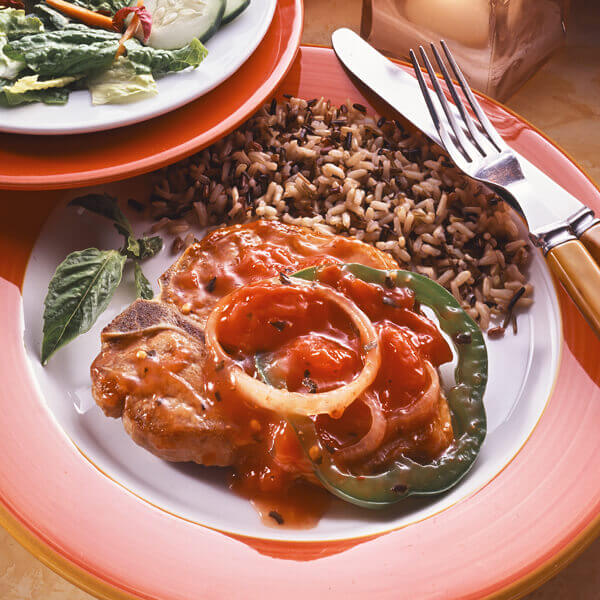 pork chops in tomato basil sauce Basil Tomato Pork Chops pork chops in tomato basil sauce Basil Tomato Pork Chops