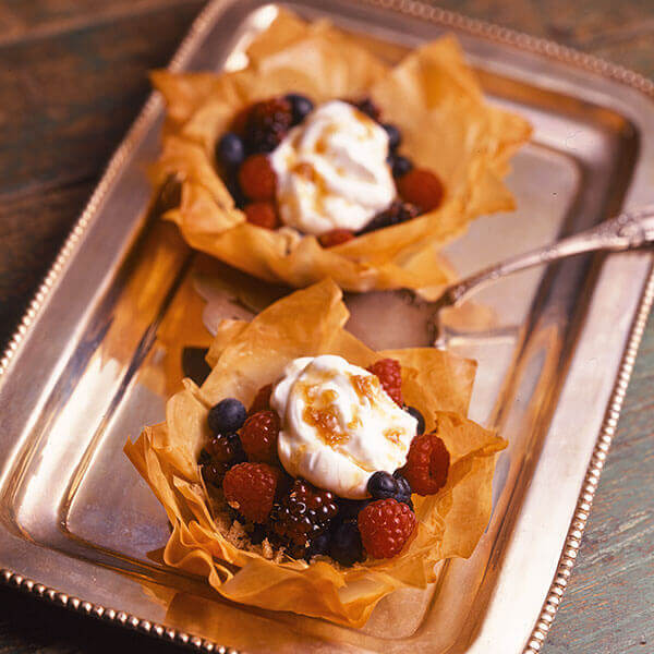 Berries & Cream In Phyllo Cups Image 