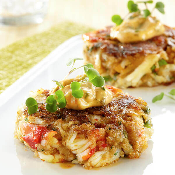 Crab Cakes With Southwest Aioli Recipe | Land O’Lakes