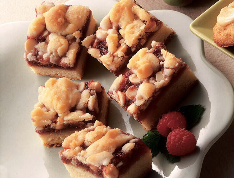 Raspberry White Chocolate Bars Recipe Land O Lakes Enjoy smooth tasting chocolate bars, from dark chocolate bars break off a square and experience the velvety smooth, rich flavor of ghirardelli. raspberry white chocolate bars