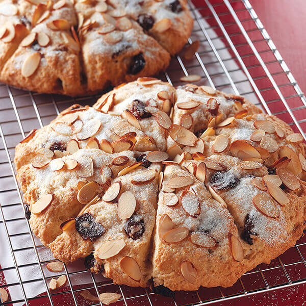 sour cream cherry scones