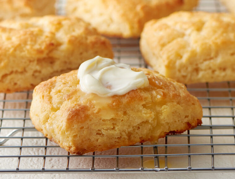 2018_perfect-flaky-butter-biscuits_20314_760x580.jpg