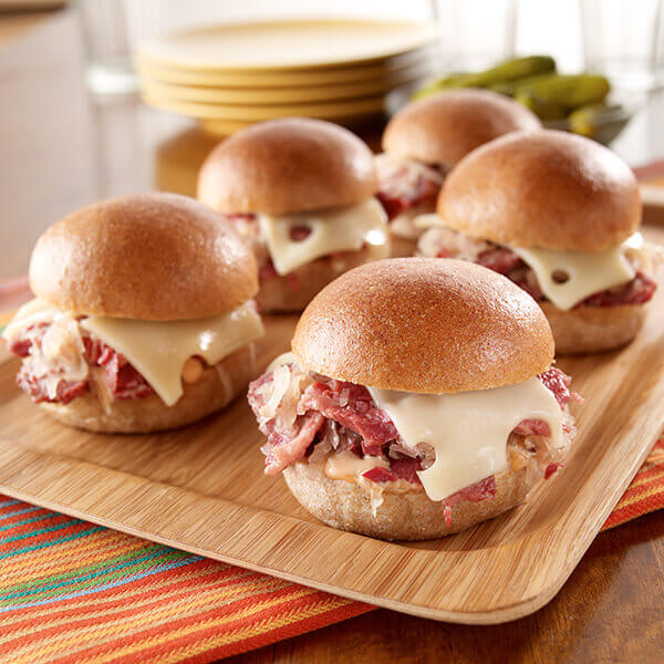 Slow Cooker Reuben Sliders Image 