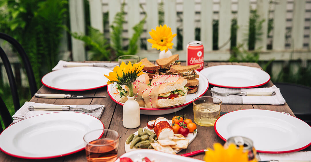 Dining Alfresco | Vermont Creamery
